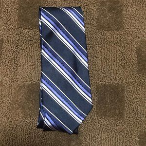 Men's Nautica navy tie with stripes